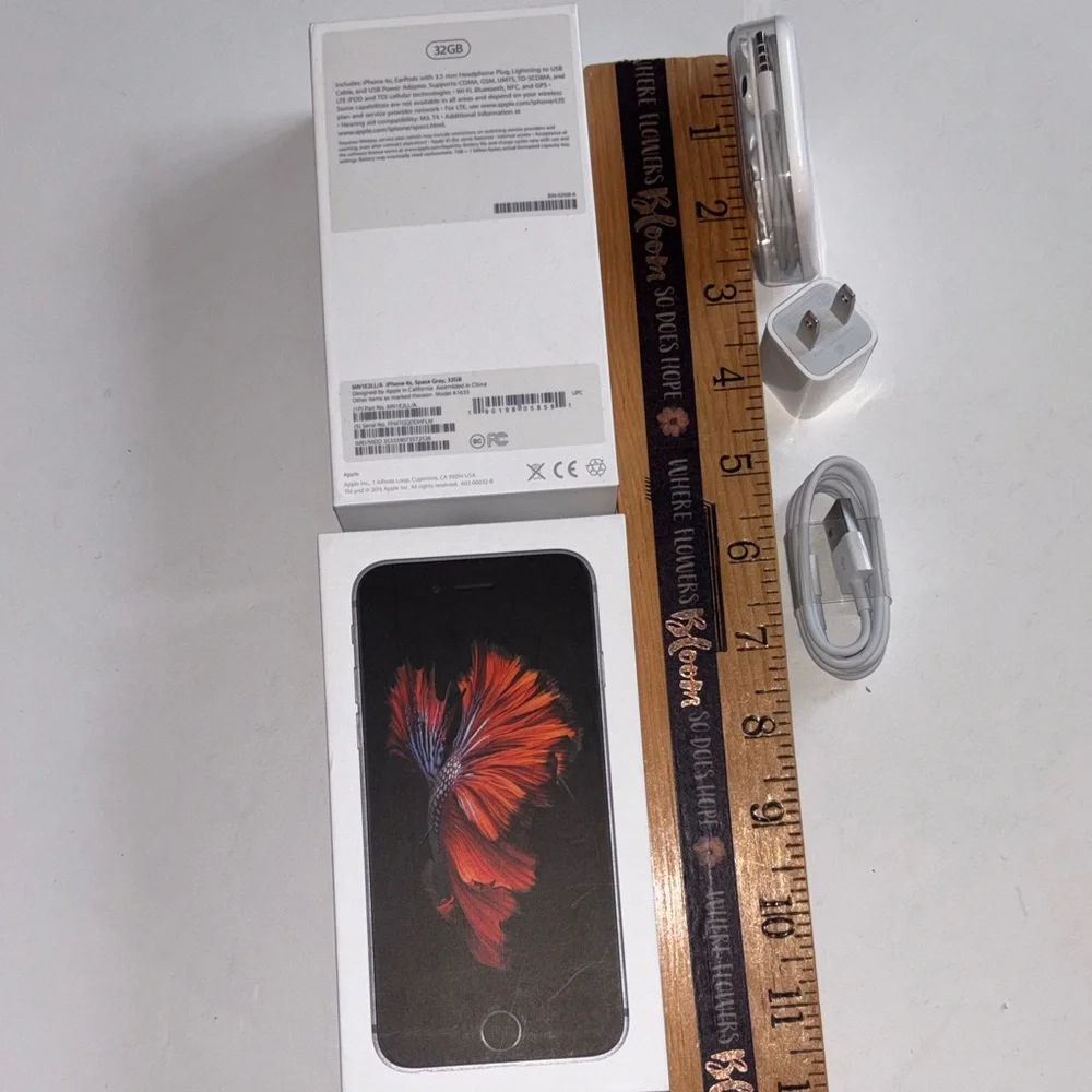 Apple iPhone 6s Box  iPhone 6 ear buds with cord and charging brick